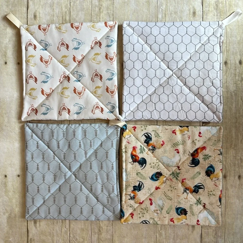 Bundle of 4 Farm Animal Print Pot Holders Set Farmhouse Kitchen
